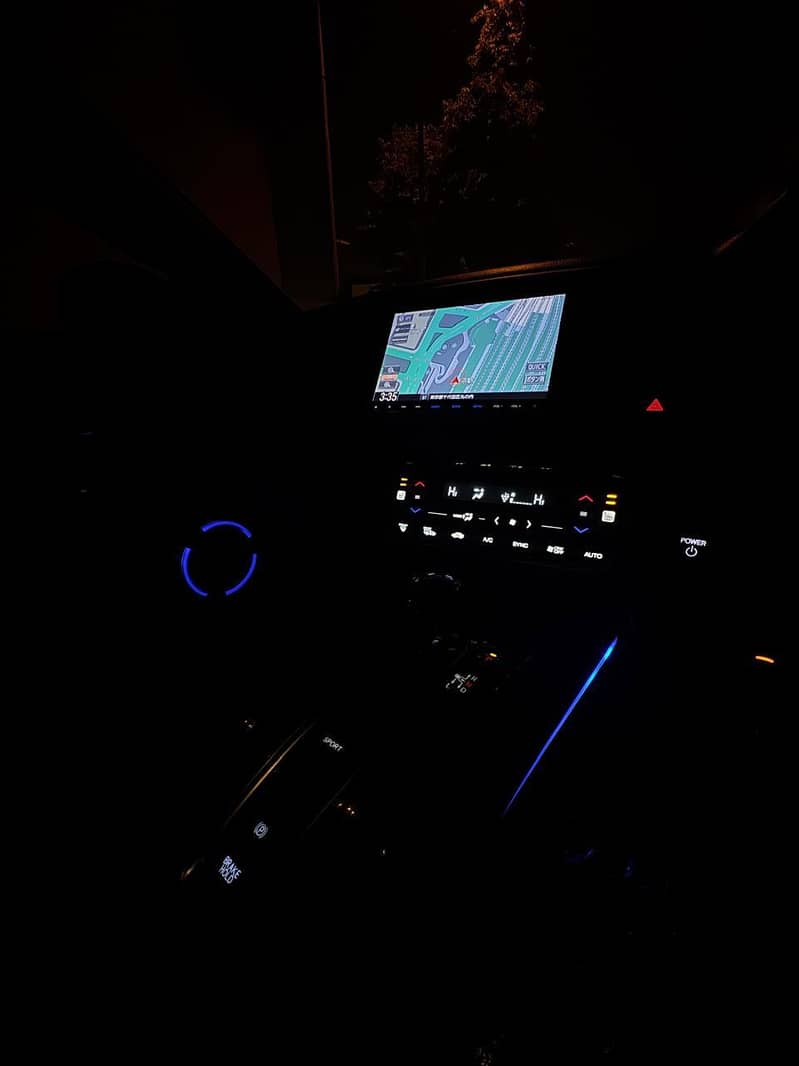 Honda Vezel hybrid Rs Top of the line 2016

                                                            alt=