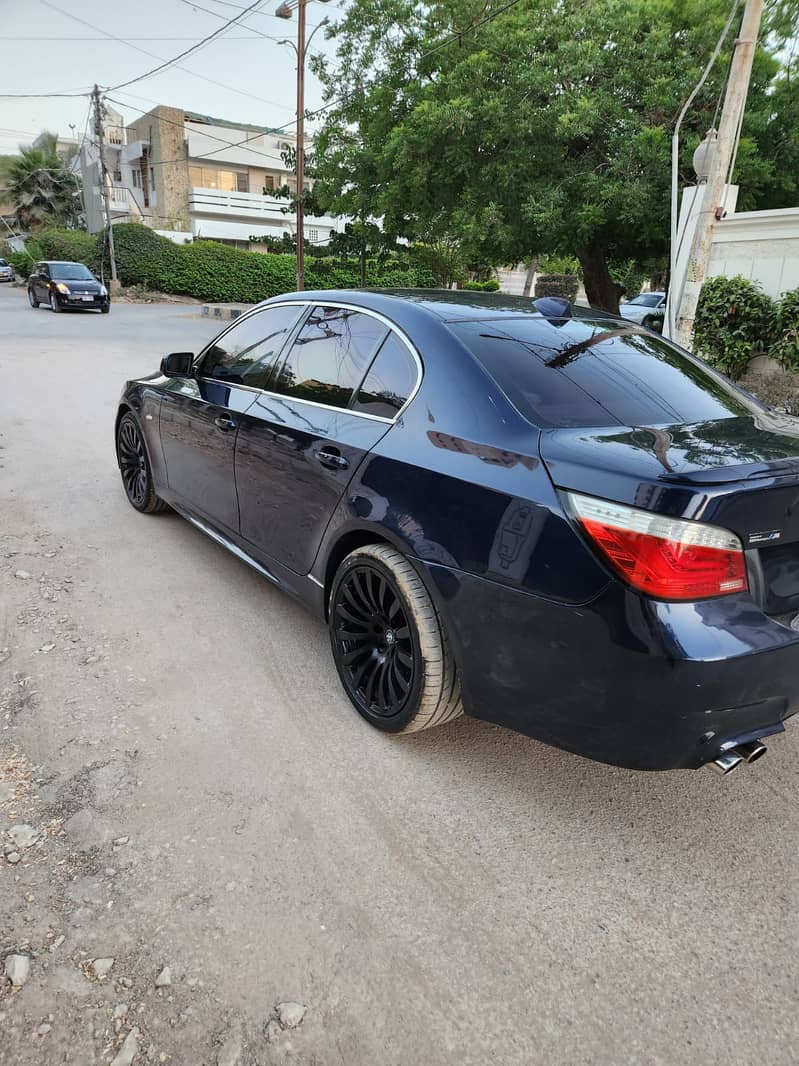 BMW 5 Series 2005

                                                            alt=