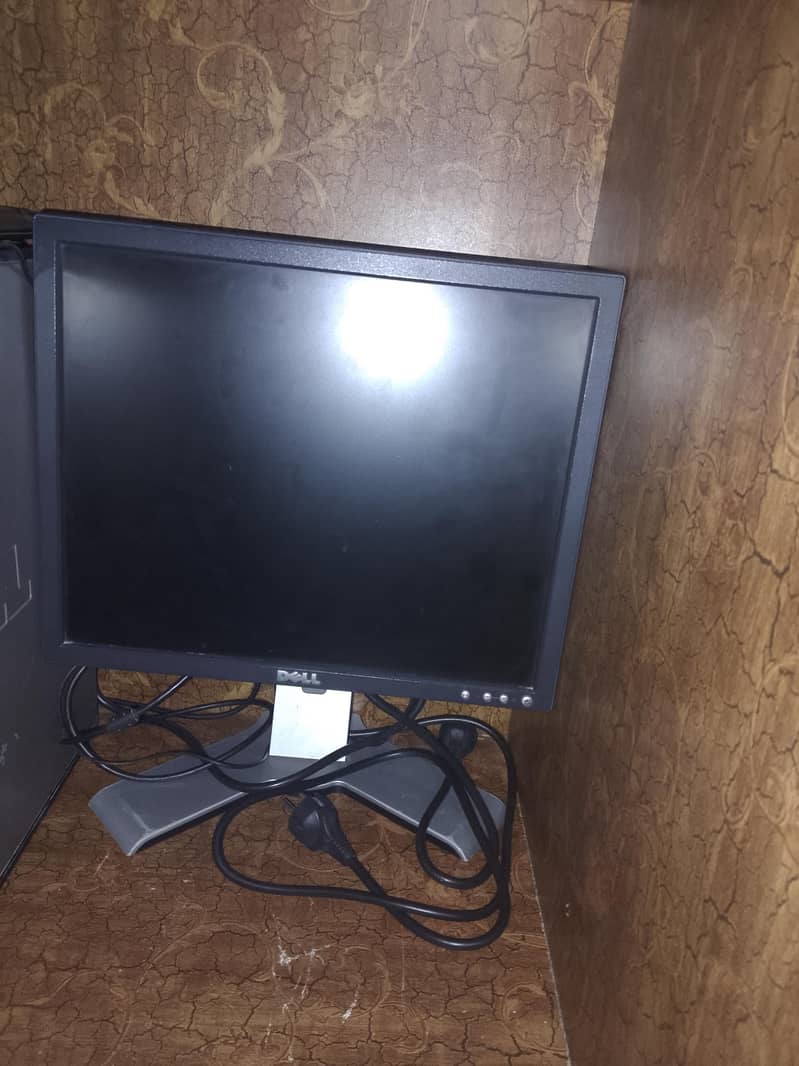 computer for sale

                                                            alt=