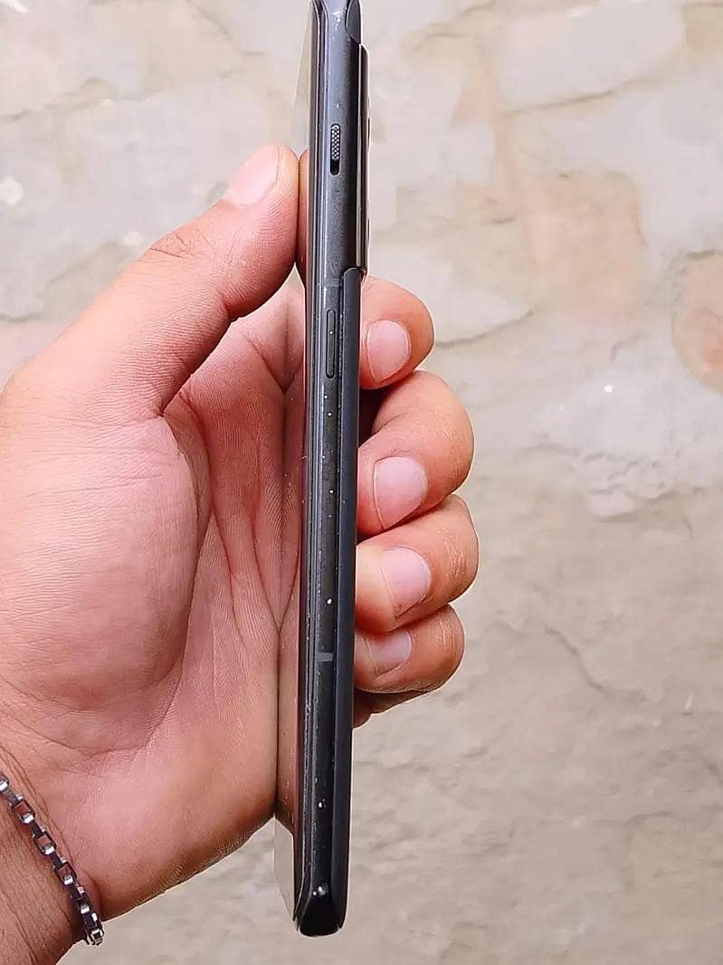 One Plus 10 Pro

                                                            alt=