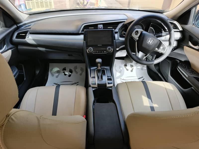 Honda Civic VTi Oriel Prosmatec 2016 model read add first then call me

                                                            alt=