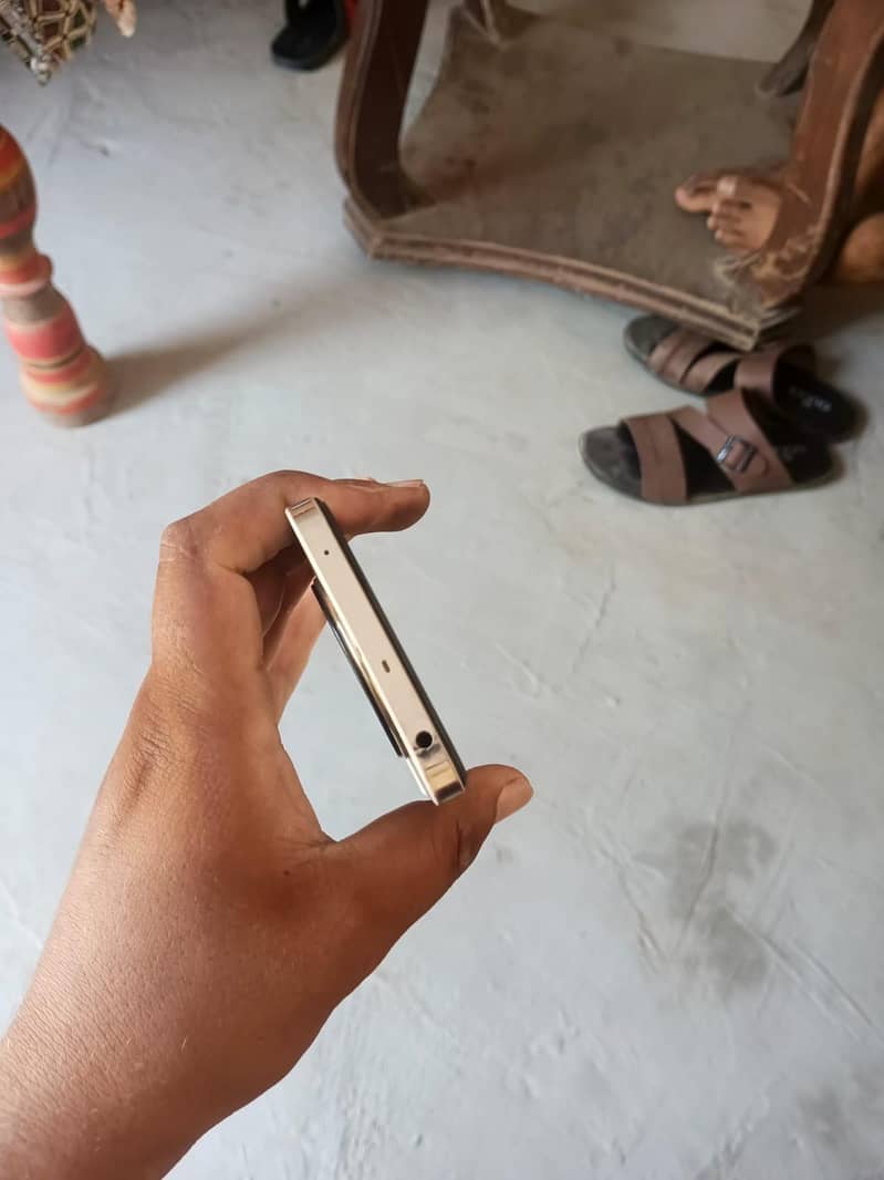 Realme 12 Plus