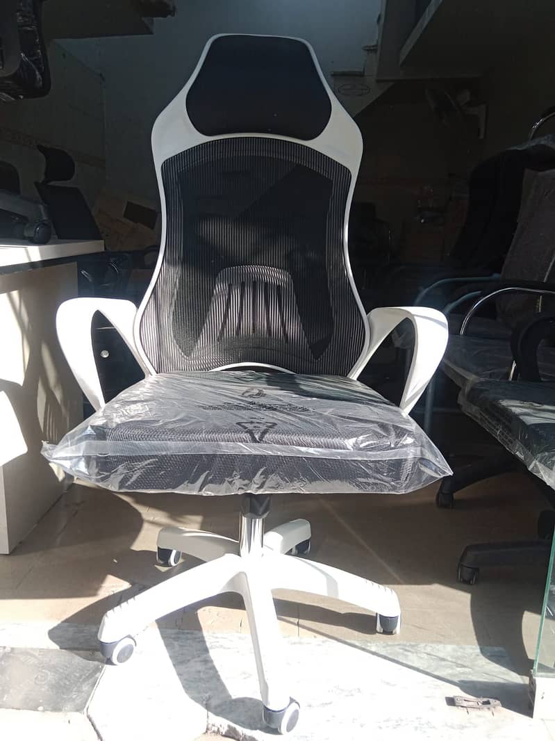 Best Office Chairs | Executive chairs | Mercedes Chairs in karachi

                                                            alt=