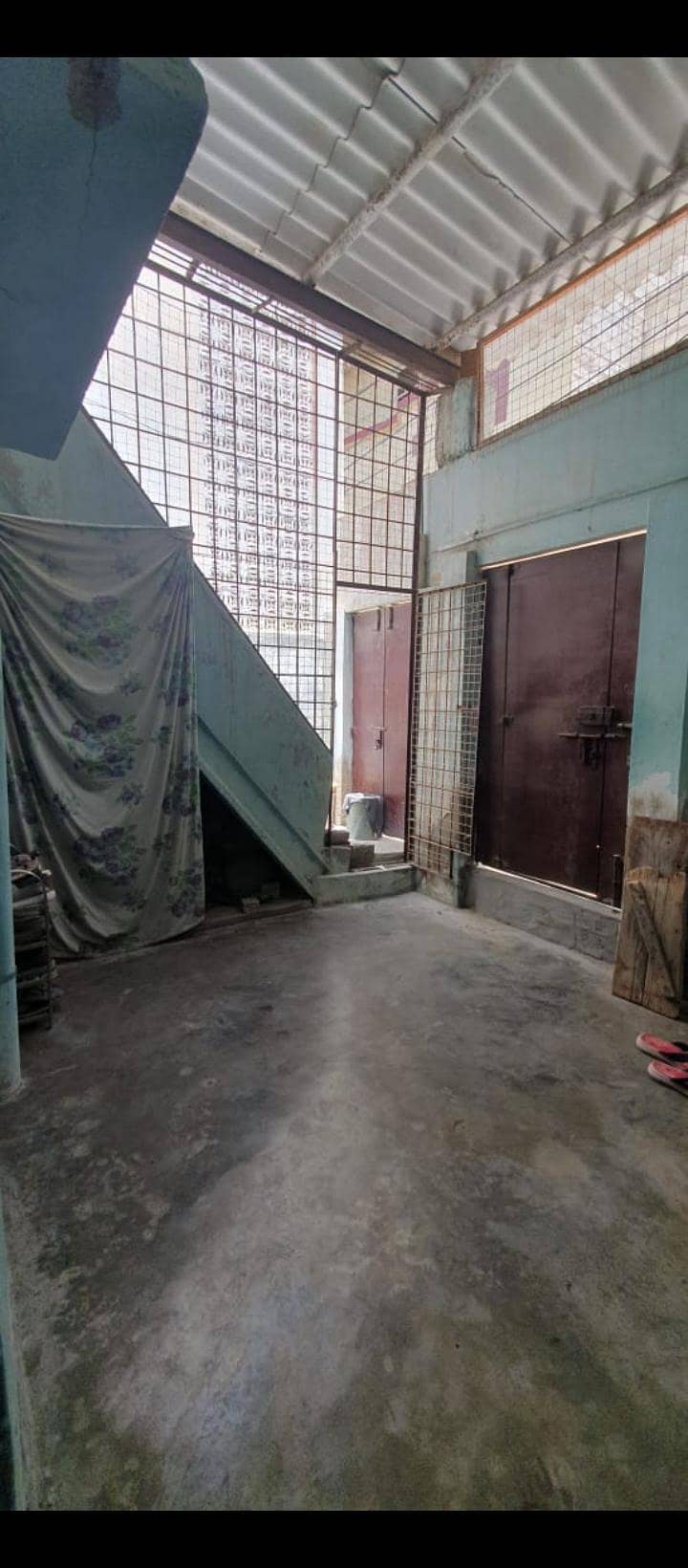 Double Room Korangi K Area

                                                            alt=