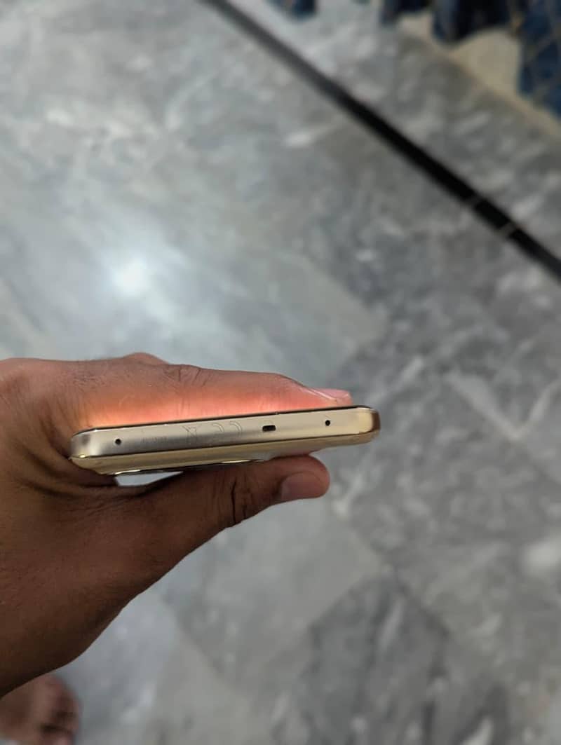 Realme 16 Pro+ 5G (12GB / 512GB) For Sale

                                                            alt=