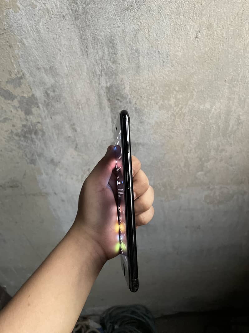 iphone 7 plus PTA

                                                            alt=