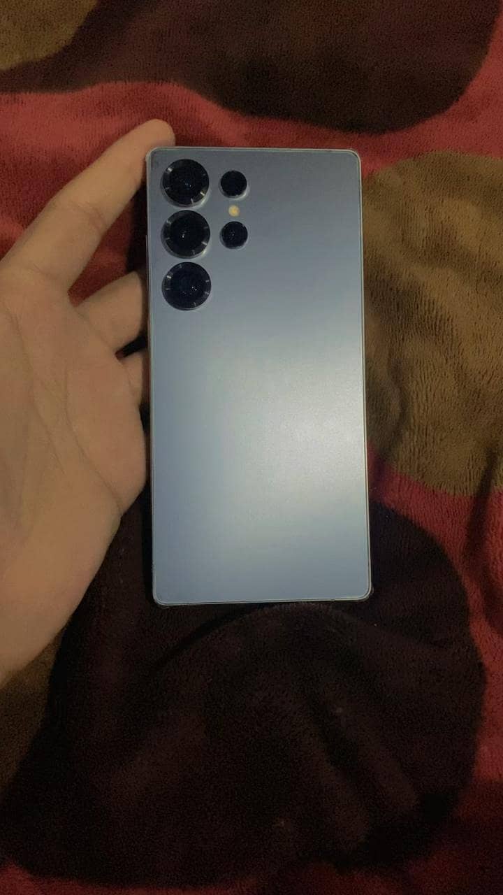 Samsung Mobile S25 Ultra

                                                            alt=
