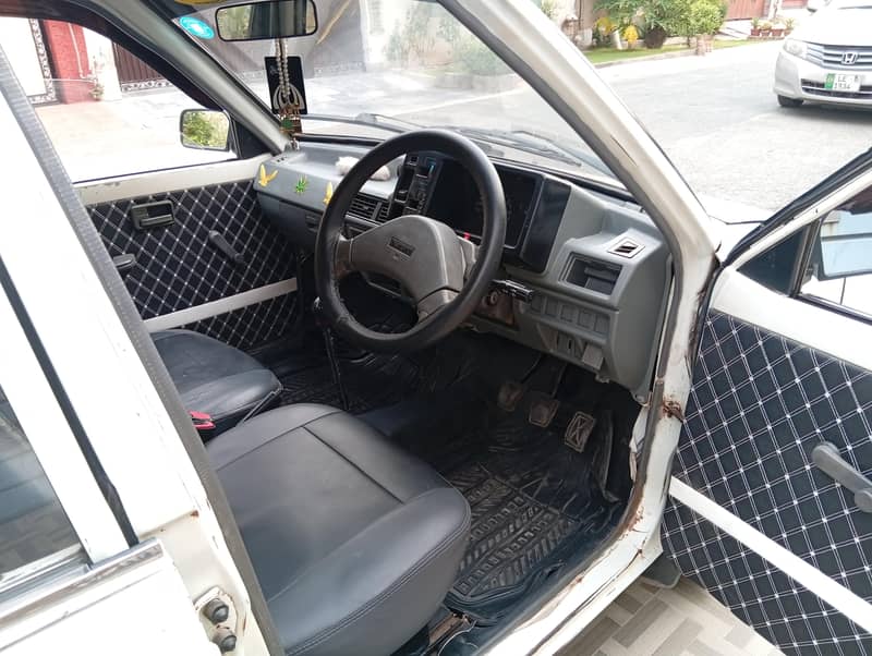 Suzuki Mehran VX 2010/2011

                                                            alt=