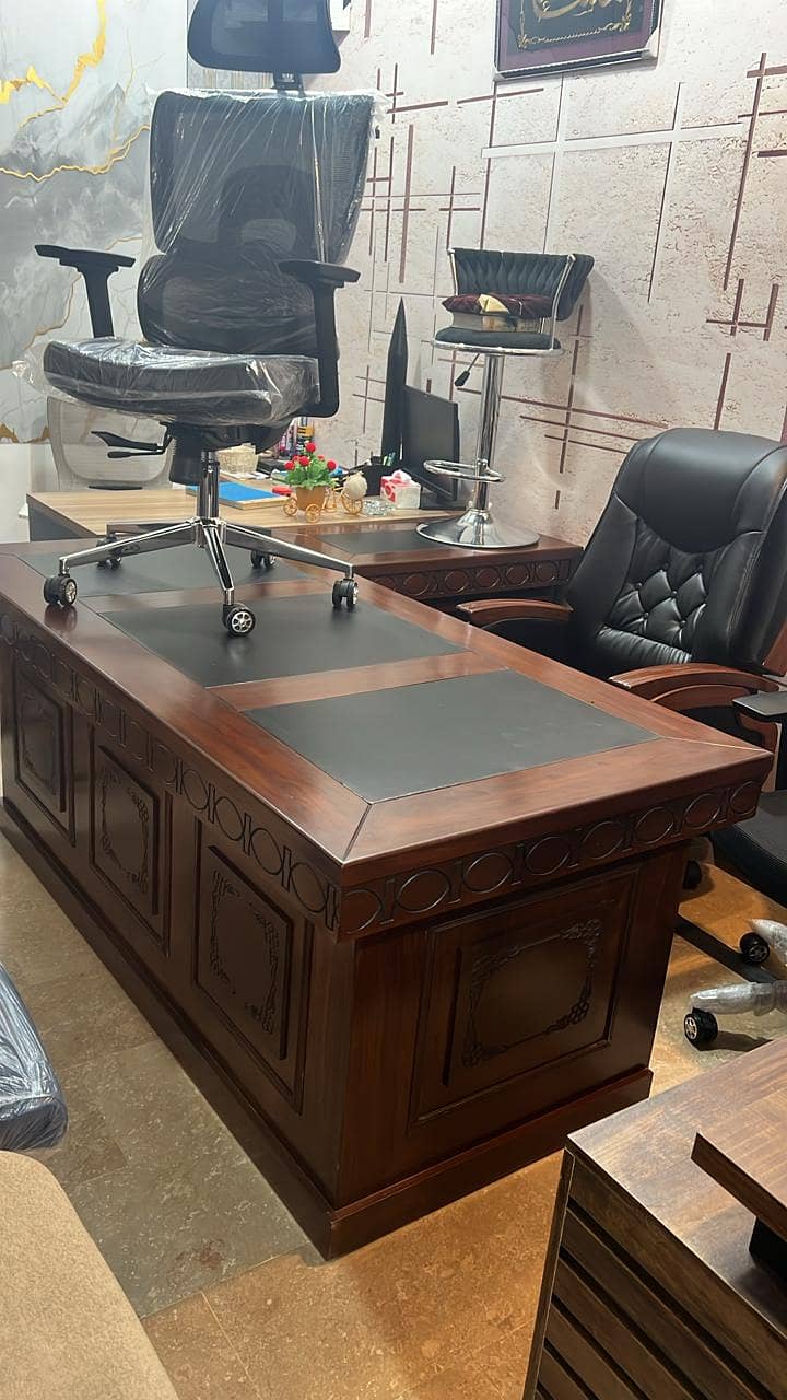 Office meeting table-Office executive table-Conference table-furniture

                                                            alt=