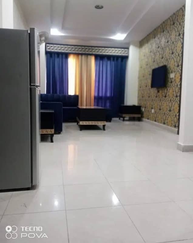 Par Day and short Time One and Two BeD Room appaertment Available Bahria Town Phase 4 and 6 Empire Heights 2 family apartment any time available

                                                            alt=