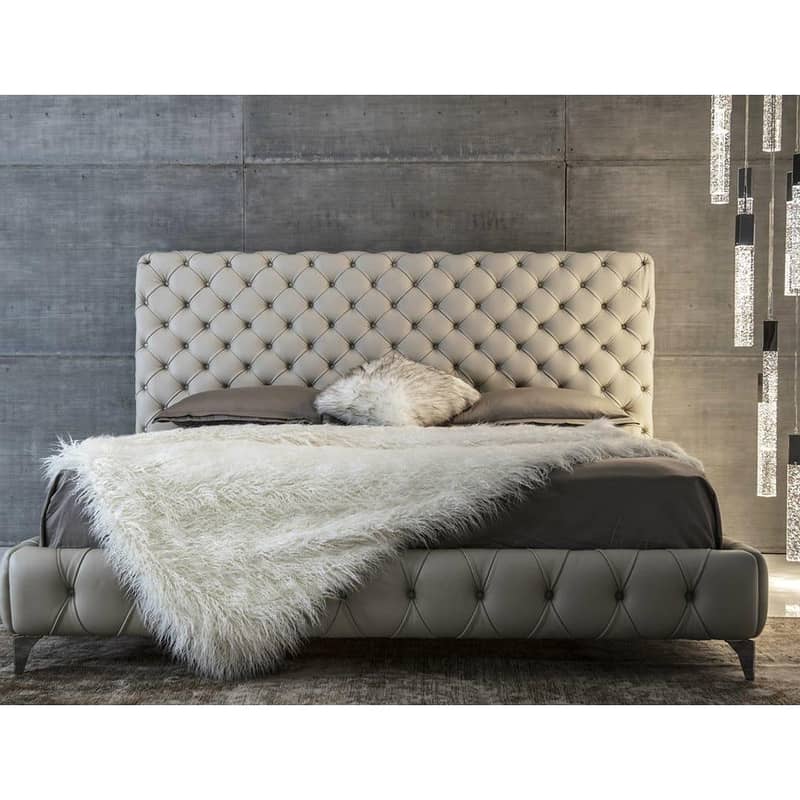Branded Double Bed/Single Bed Side Table/Dressing/King size Bed

                                                            alt=