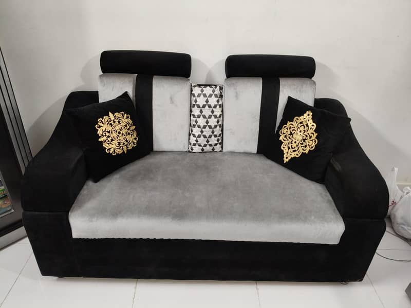 Valvet Sofa Set For Sale  2 Seater Each Set  Serious Buyer Contact Us

                                                            alt=