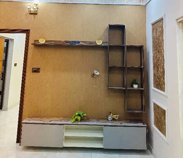 Corner 4 Marla House In Sabzazar Scheme For Sale At Good Location

                                                            alt=