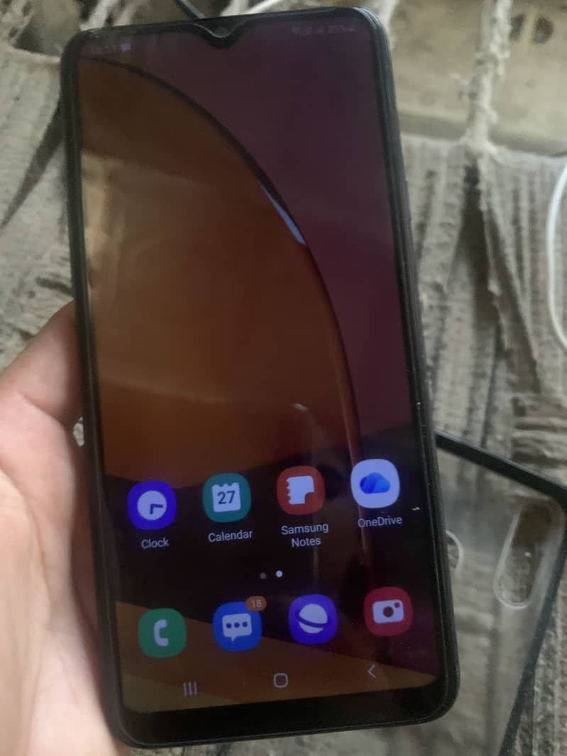 Samsung a20s

                                                            alt=