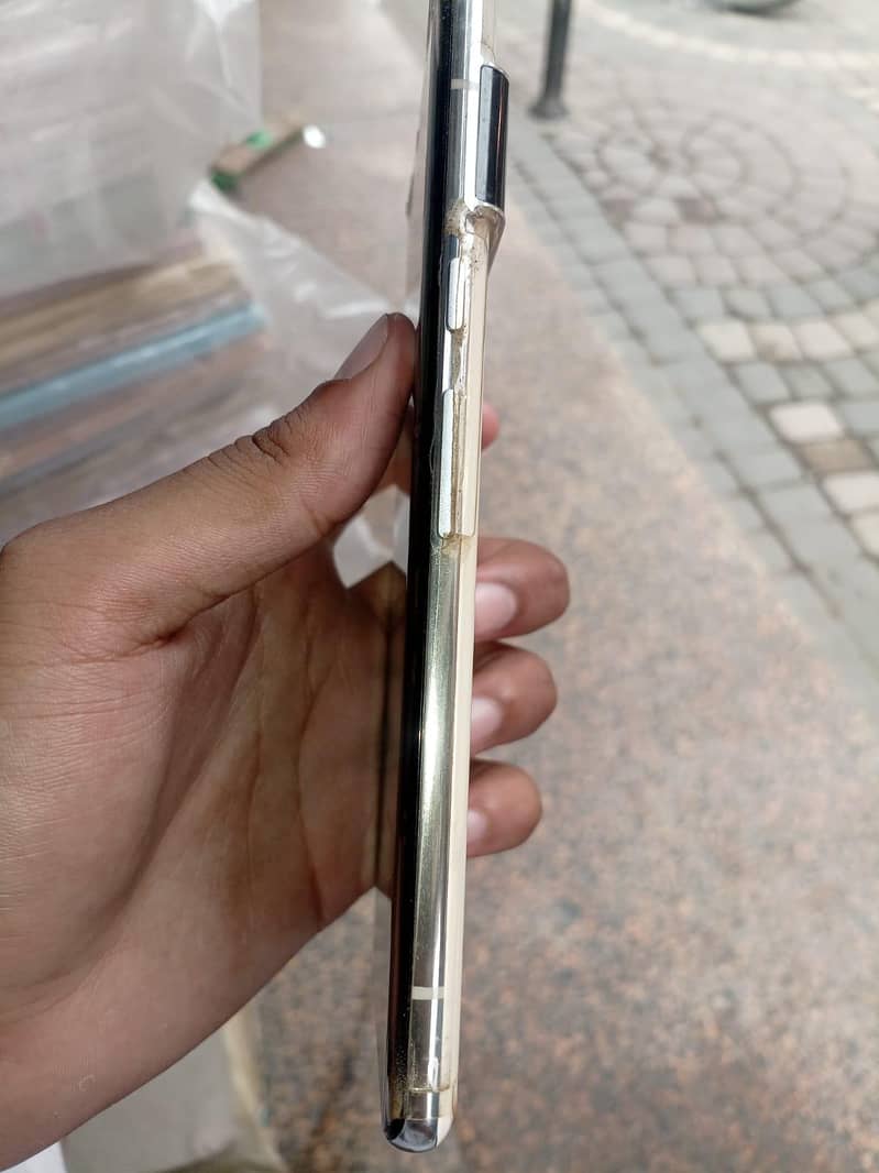 Google Pixel 6 Pro

                                                            alt=
