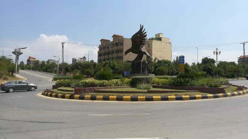 7 Marla Residential Plot In Bahria Town Phase 8 - Safari Valley For sale At Good Location

                                                            alt=