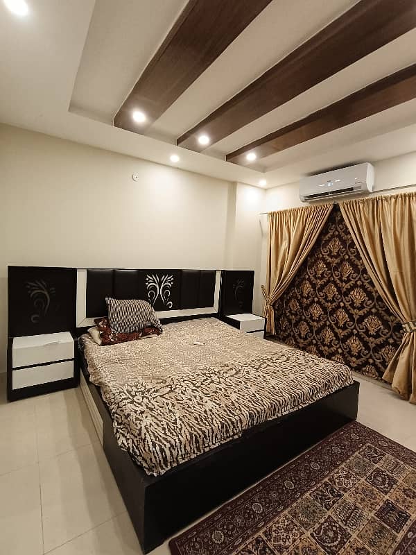 One Bed Flat Bahria Town Phase 7

                                                            alt=