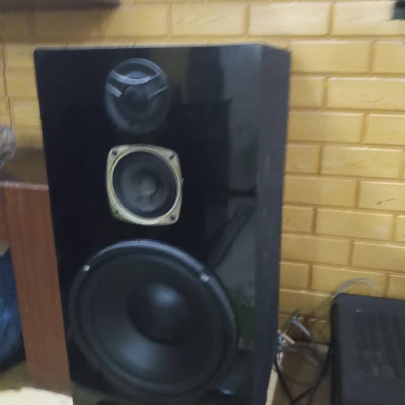 Powerful speaker with Amplifier|loud sound|

                                                            alt=