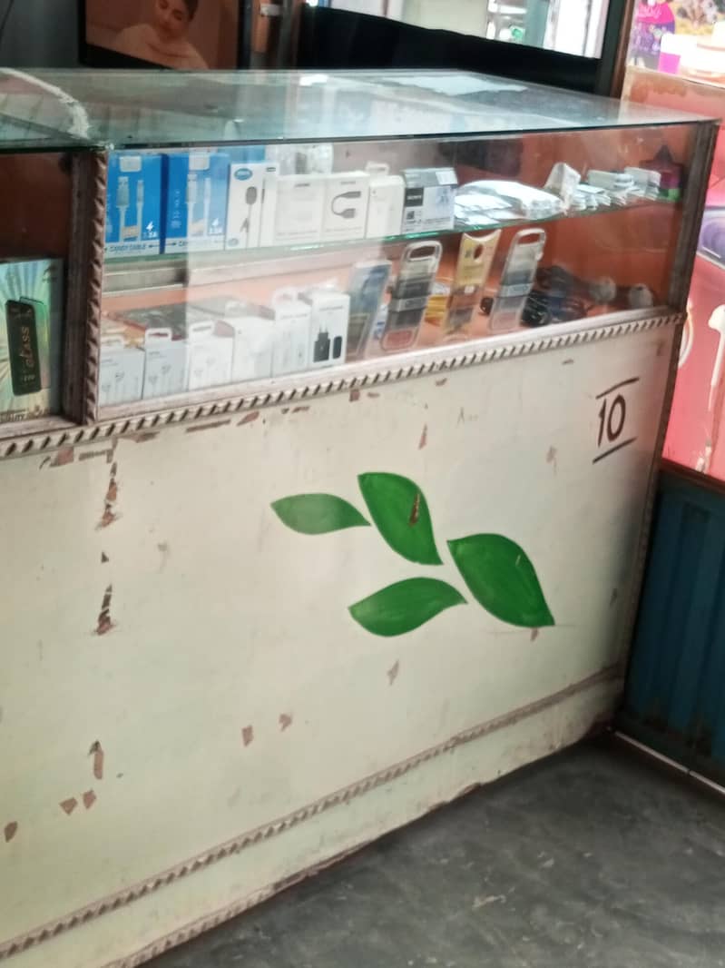 FOR URGENT SALE: Complete Mobile phone shop Setup