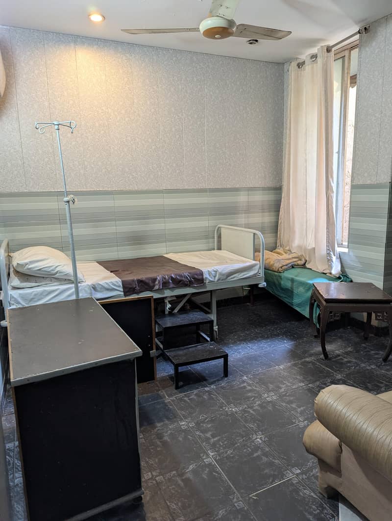 Running Hospital Available for Rent/Long term Lease-Cavalry Ground  Lh

                                                            alt=