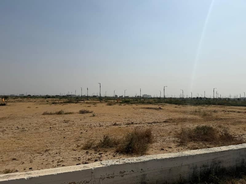 120 Square Yard Plot For Sale In Gulshan-E-Elahi Northern Bypass

                                                            alt=