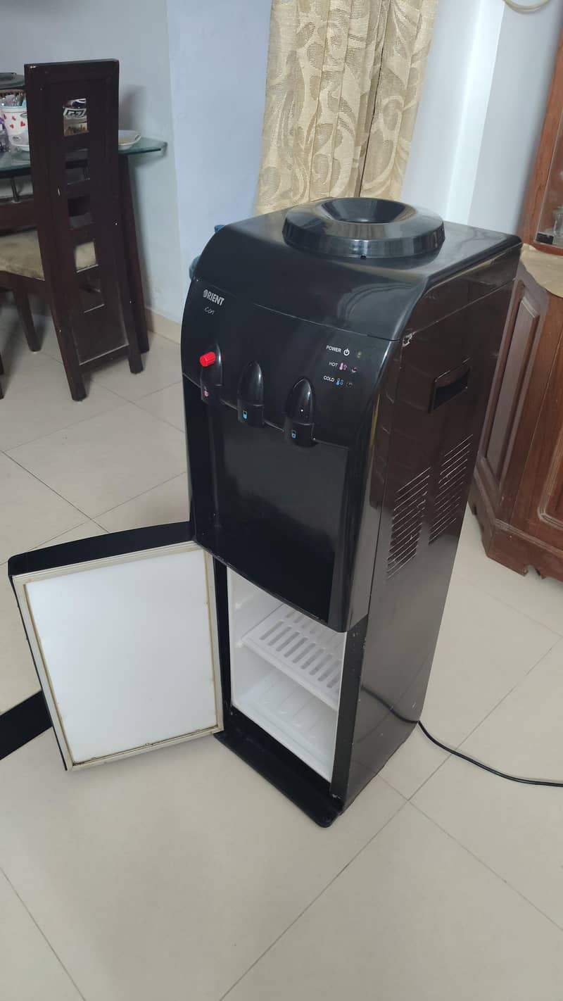 Orient water Dispenser

                                                            alt=