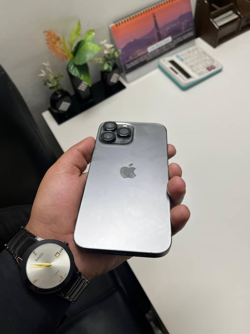 Apple iPhone 13 Pro Max 256 JV 84 battery 10/10

                                                            alt=