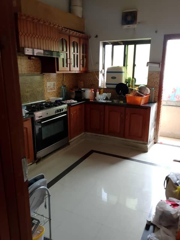 10 Marla (35x70) Upper Portion For Rent In G-13/2, Islamabad

                                                            alt=