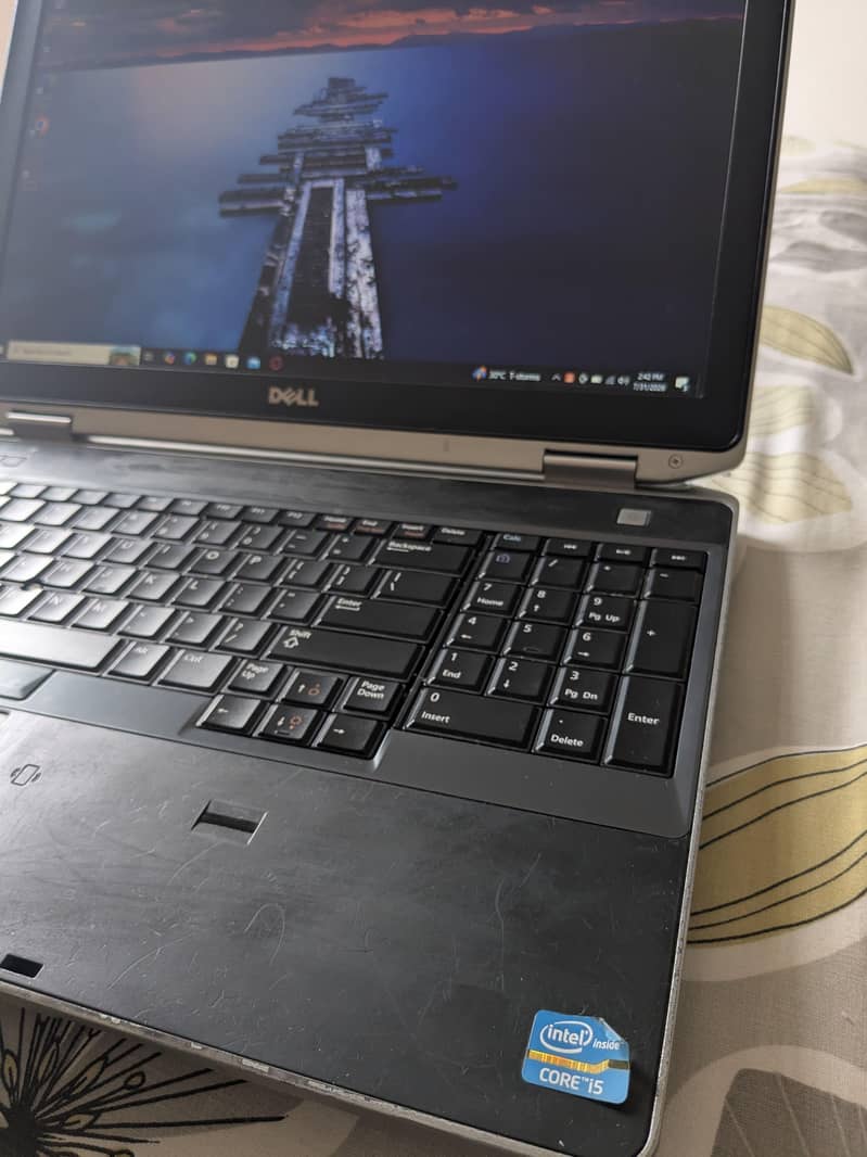 Dell latitude for sale in excellent condition

                                                            alt=