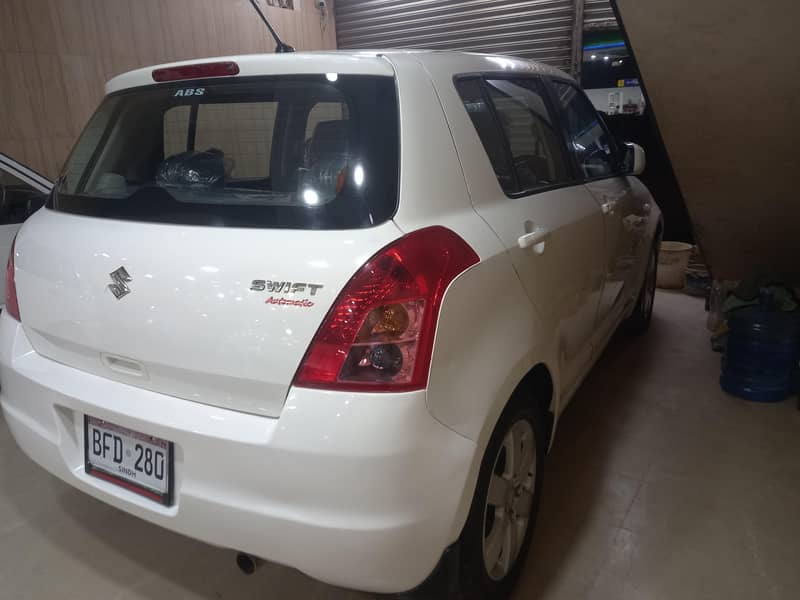 Suzuki swift 2016 Automatic

                                                            alt=