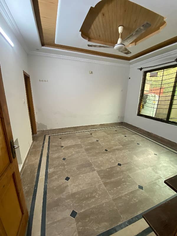 In Top City 1 - Block A House For rent Sized 10 Marla

                                                            alt=