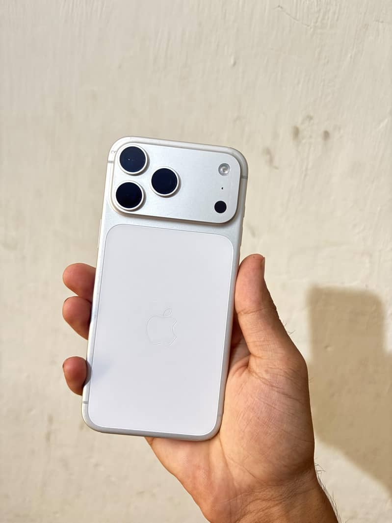 Apple iPhone 17 Pro Max 10by10