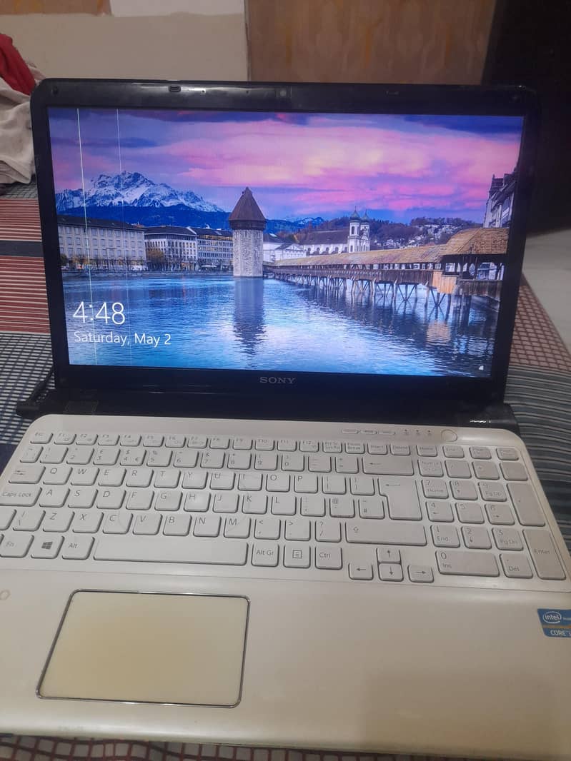 Sony vaivo lap top

                                                            alt=