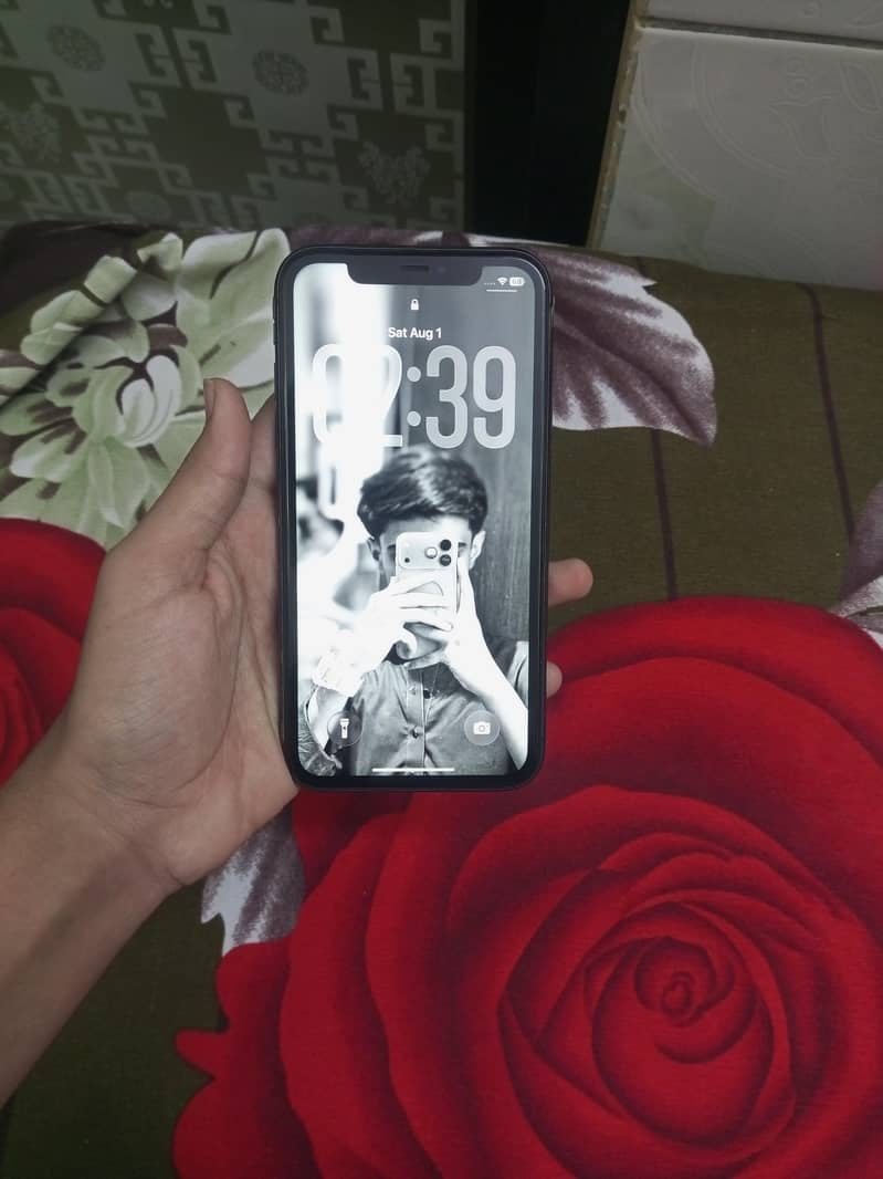 Apple iPhone 11

                                                            alt=