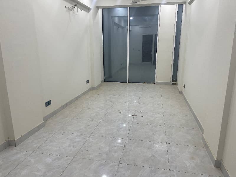 Defence Dha phase 5 Badar commercial brand new office available for rent

                                                            alt=