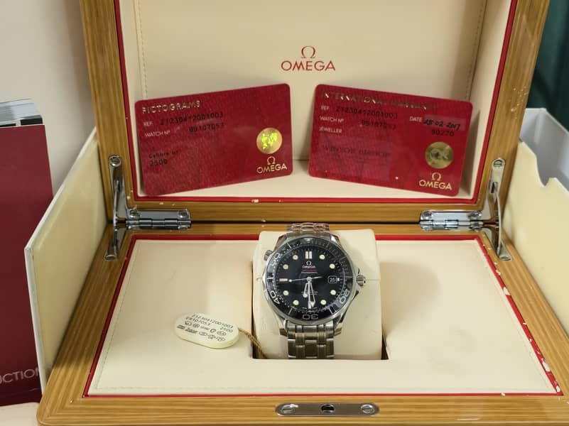 WATCH BUYER / Rolex Datejust Omega Speedmaster Cartier Santos Chopard

                                                            alt=