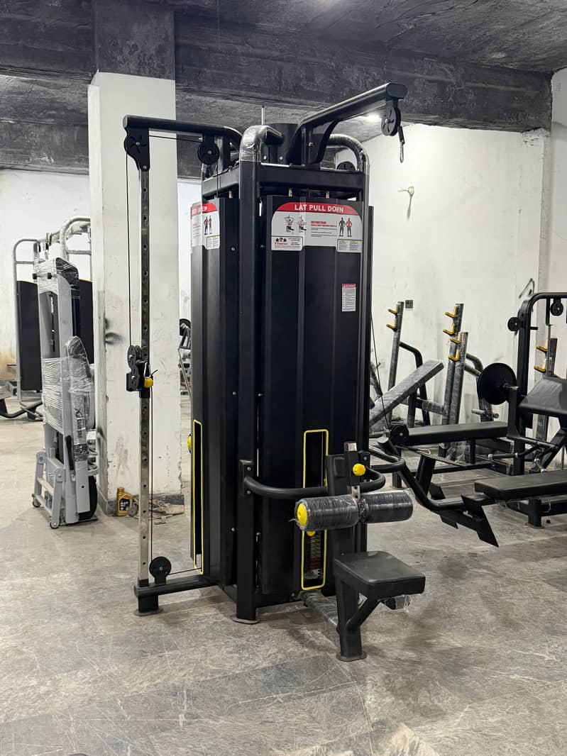Premium Commercial Gym Machines 12-14 Gage

                                                            alt=
