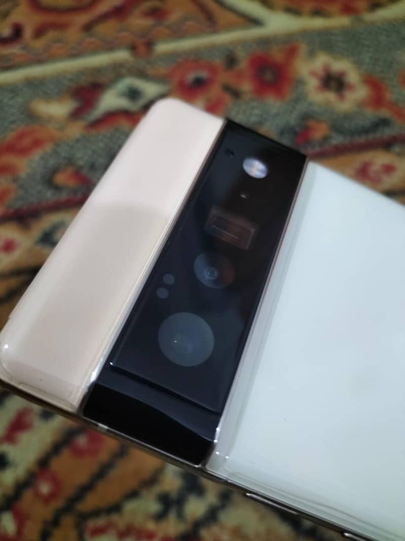 Google Pixel 6 Pro, 12/128gb

                                                            alt=