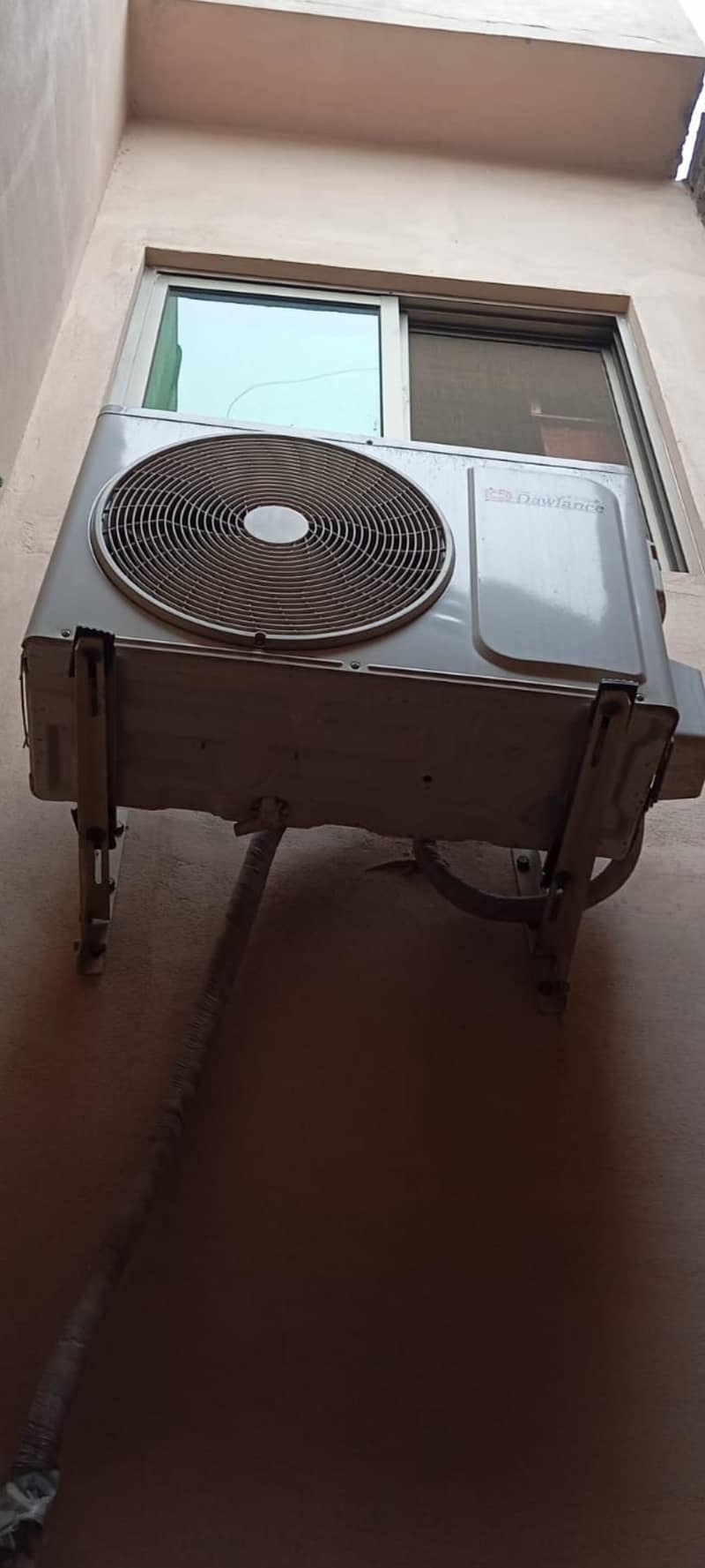 Dawlance Mega Flex 1 Ton DC Inverter AC | One Season Used