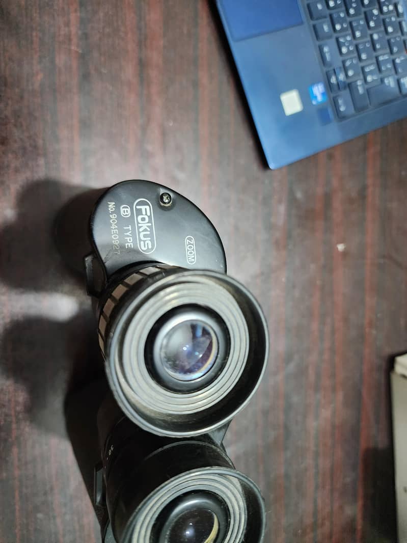 Fokus B type Binoculars B4 10-30 x 50zoom

                                                            alt=
