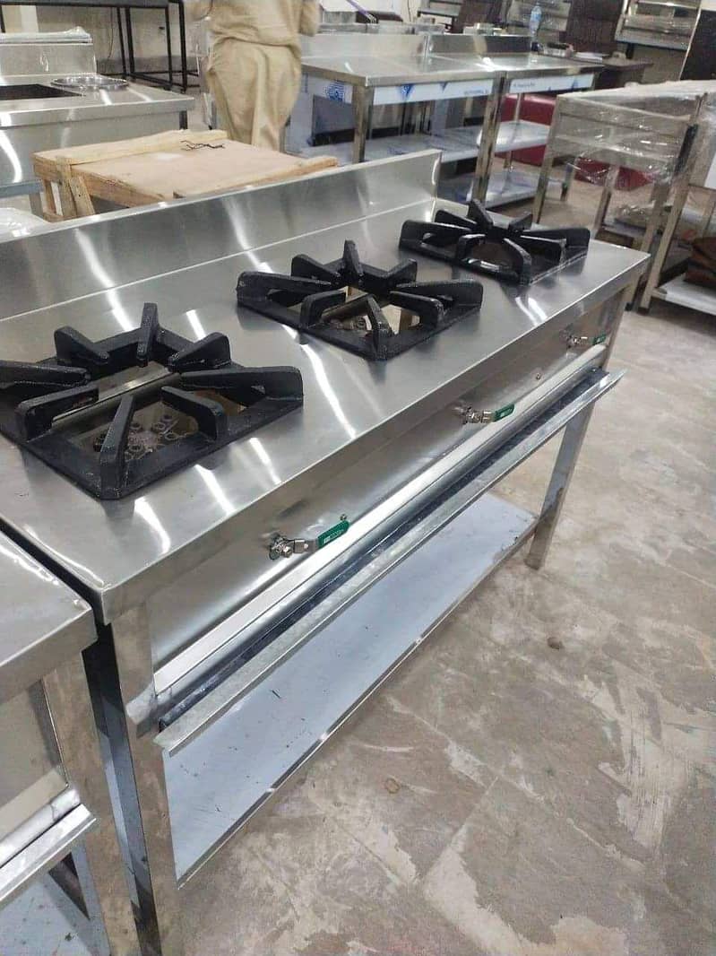 Deep Fryer / breading tables / Shawarma counters / Stoves / Bain marie
