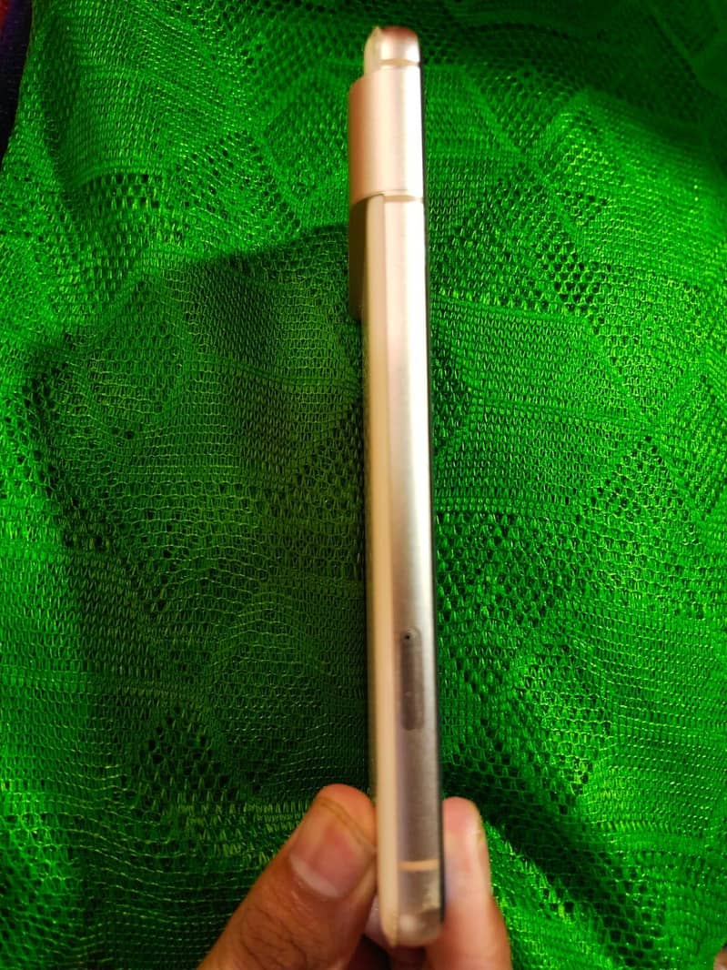 Google Pixel 8

                                                            alt=