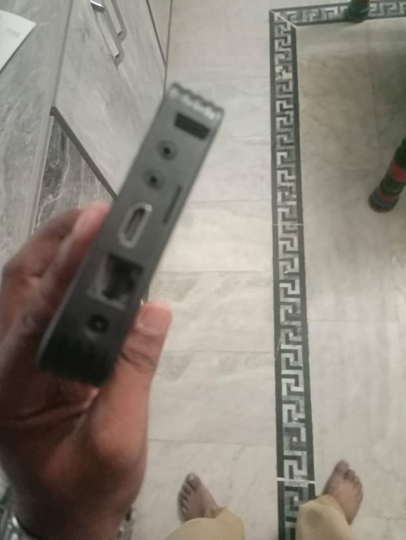 Orange TV Box – Good Condition

                                                            alt=