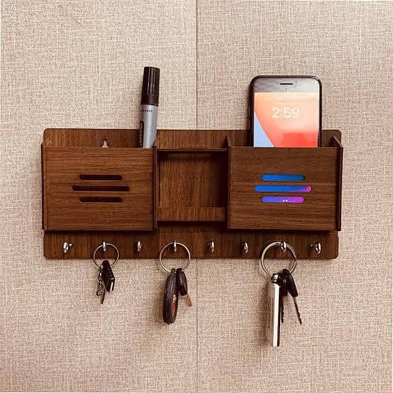 Wooden Mobile Holder With Keychain Hooks

                                                            alt=