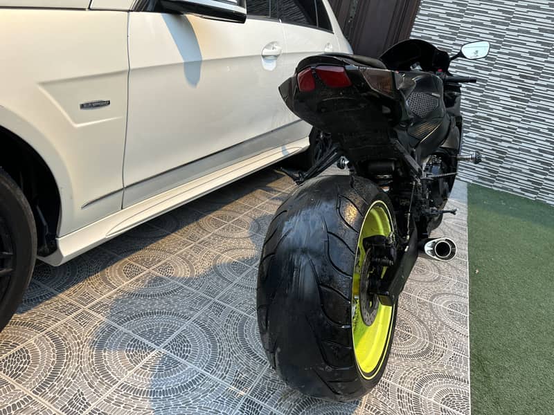 Extraordinary Suzuki GSXR 750 2013 Reg 2017 Untouch

                                                            alt=