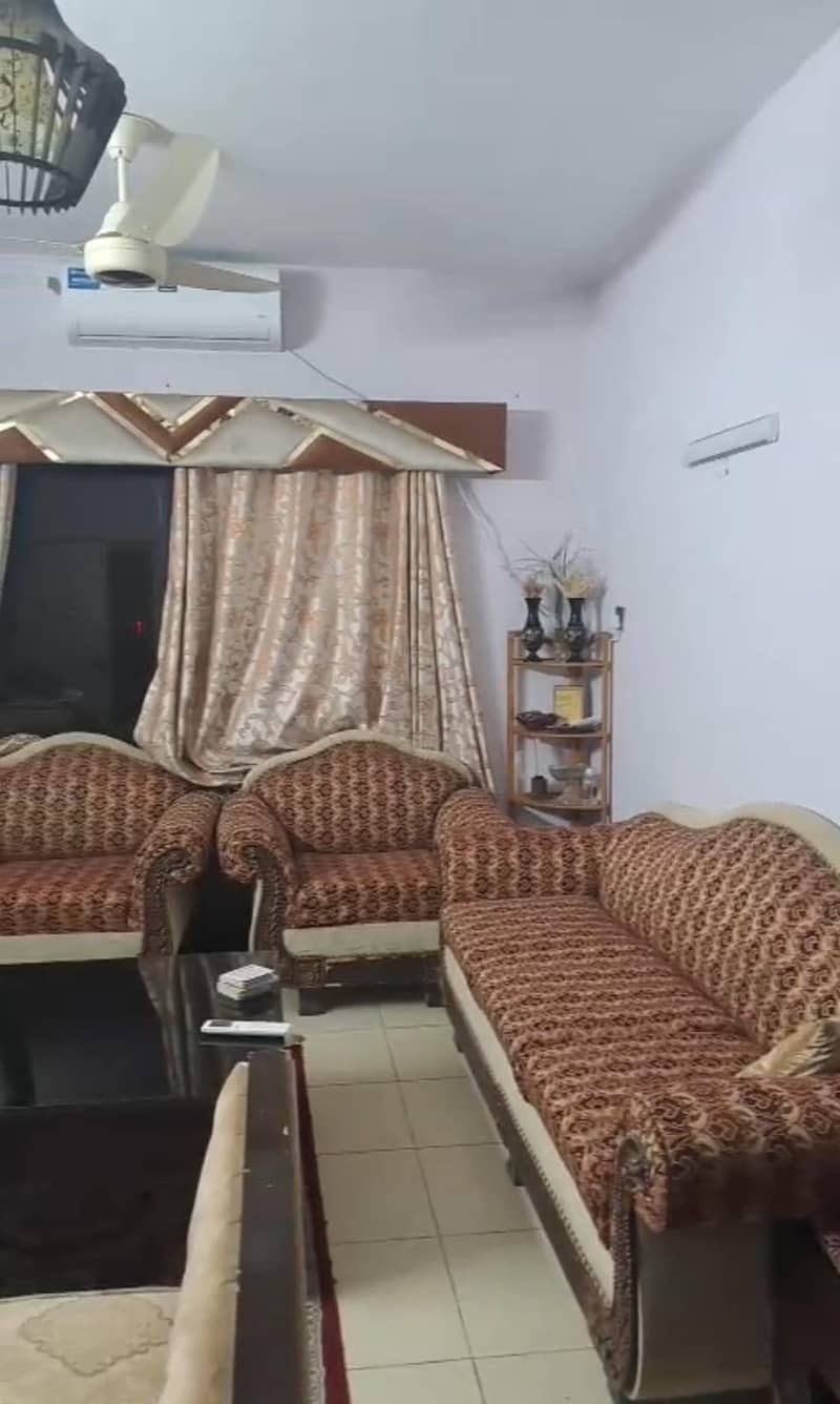Selling 7 Seater Sofa Set

                                                            alt=