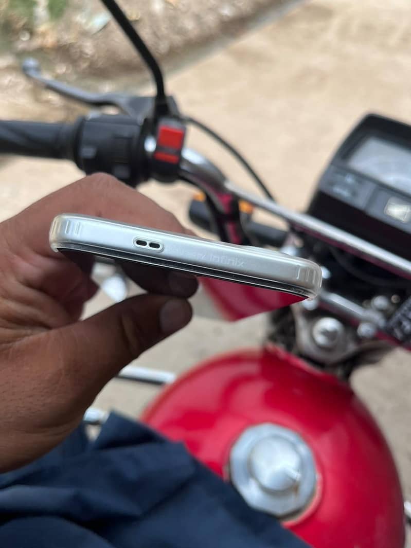 Infinix hot60i

                                                            alt=